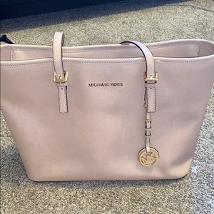 Micheal kors light pink tote